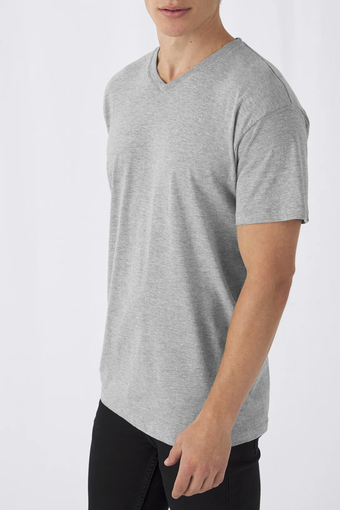 Exact 150 V-Neck T-Shirt