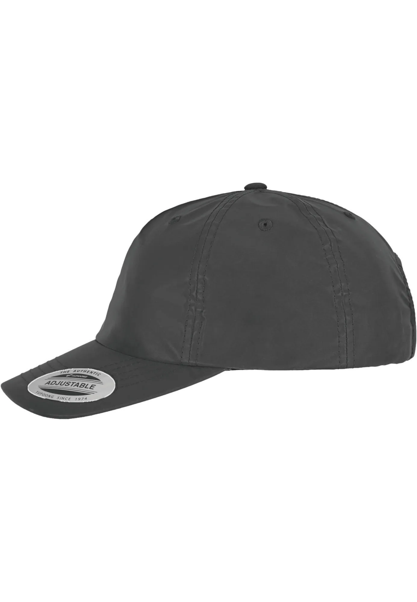 Snapback Cap in Nu
