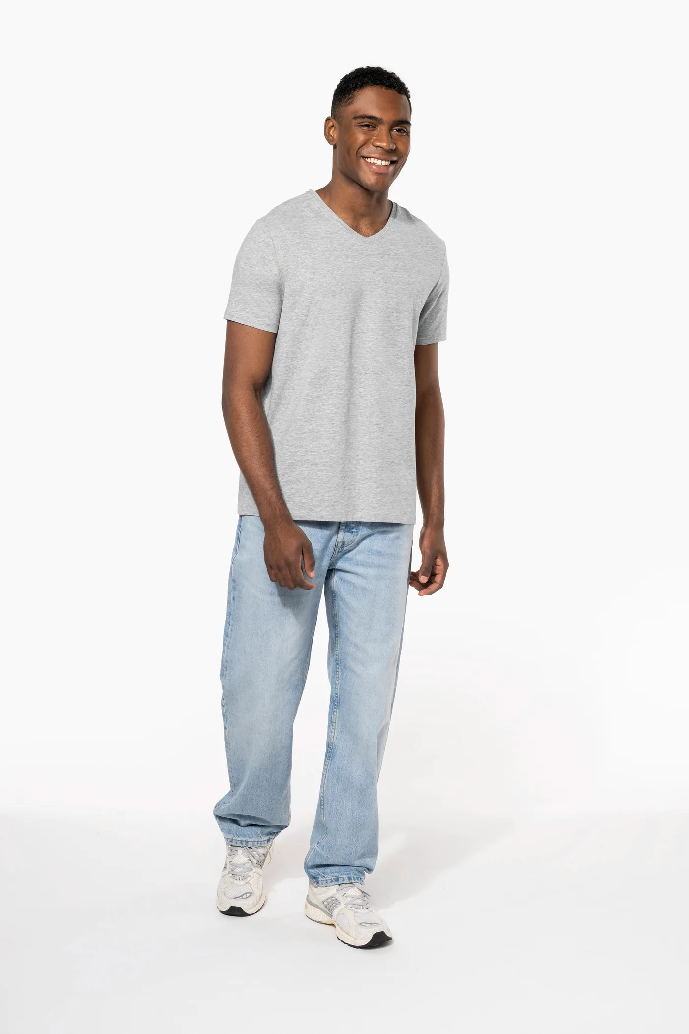 T-shirt manches courtes col V homme