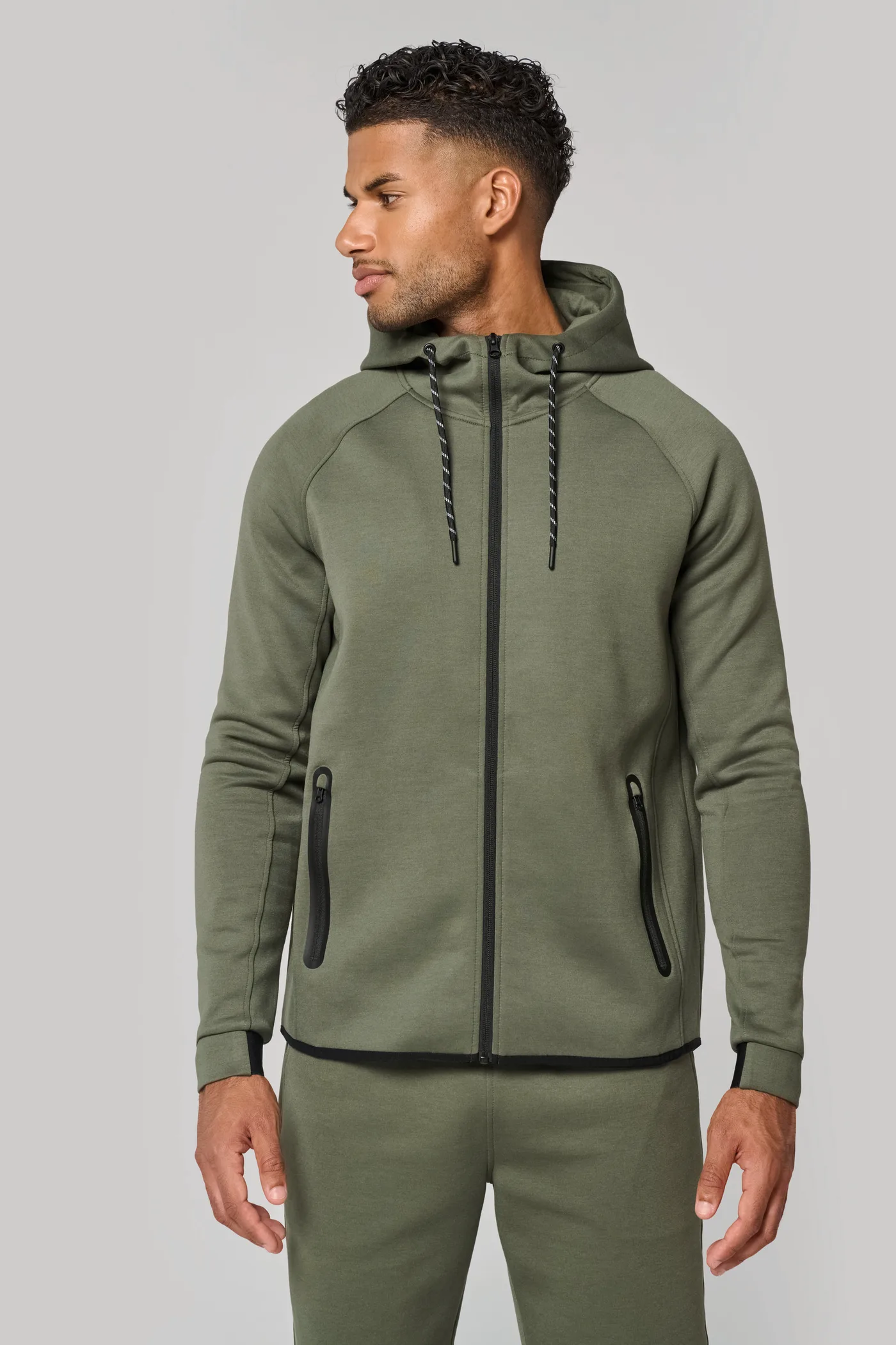 Veste à capuche performance