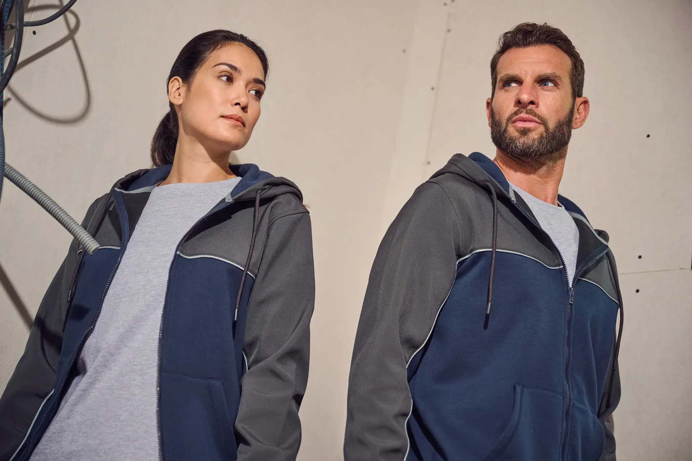Umweltfreundliche, zweifarbige Molton-Kapuzenjacke mit Reißverschluss, Unisex