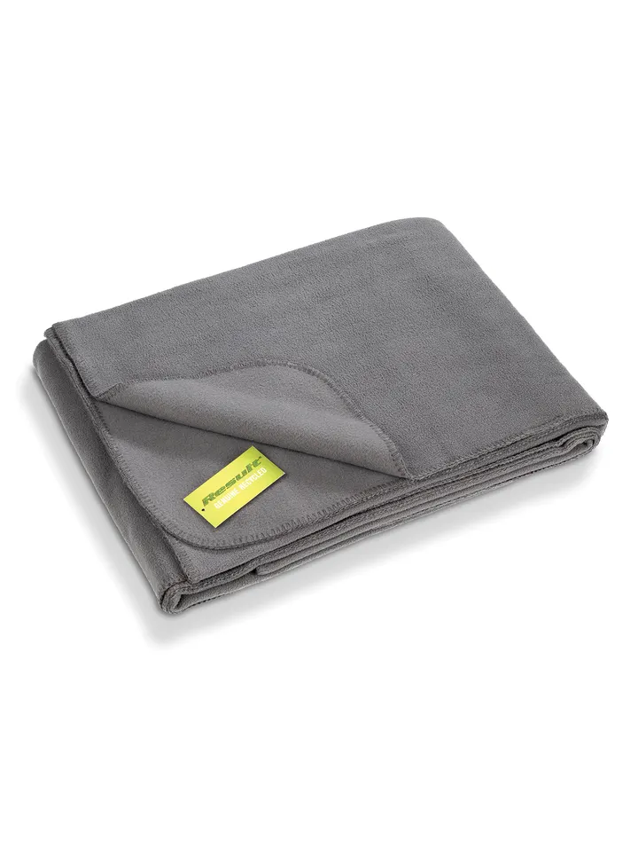 Decke aus recyceltem Fleece