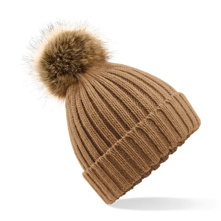 Pom pom beanie 1