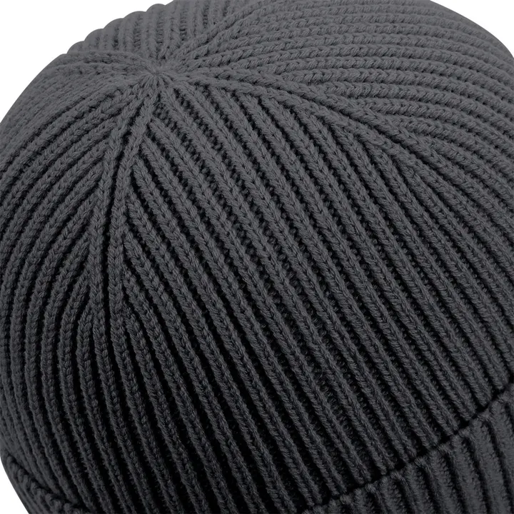 Bonnet tendance à patch 6