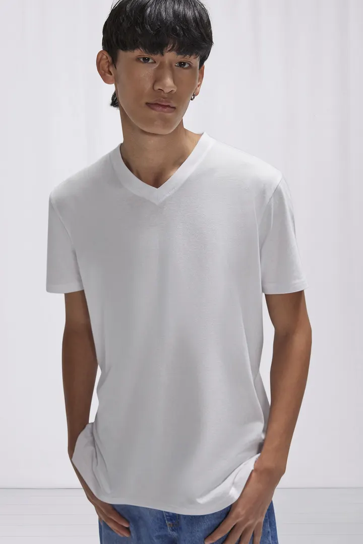 T-shirt col V #150 1