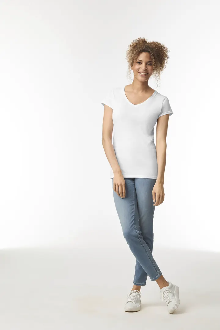 T-shirt femme col v Softstyle 5