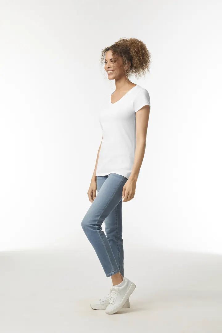 T-shirt femme col v Softstyle 6