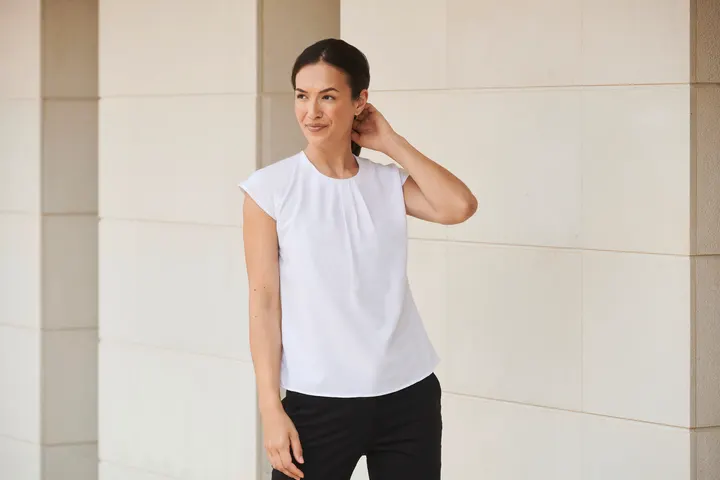 Ladies' pleat front blouse 2