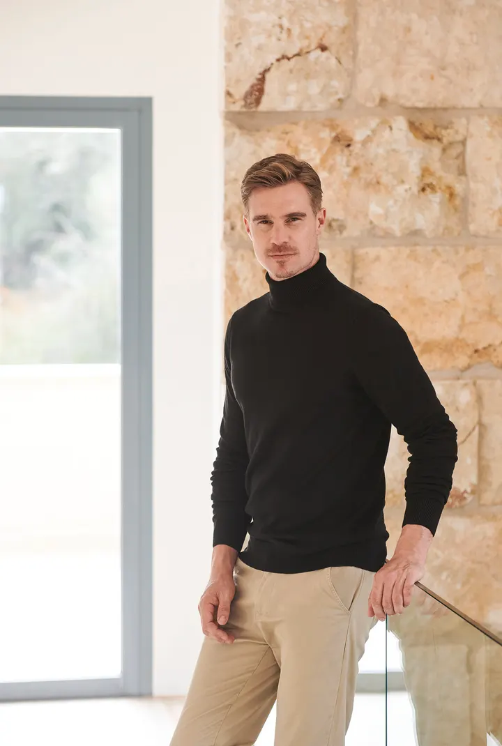 Pull col roulé 2