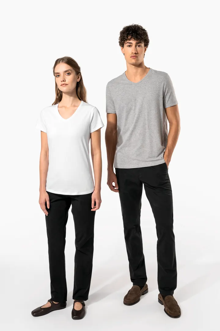T-shirt manches courtes col V homme 16