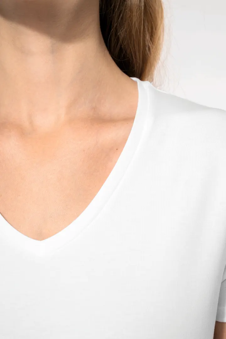 Kurzarm-Damen-T-Shirt mit V-Ausschnitt 16