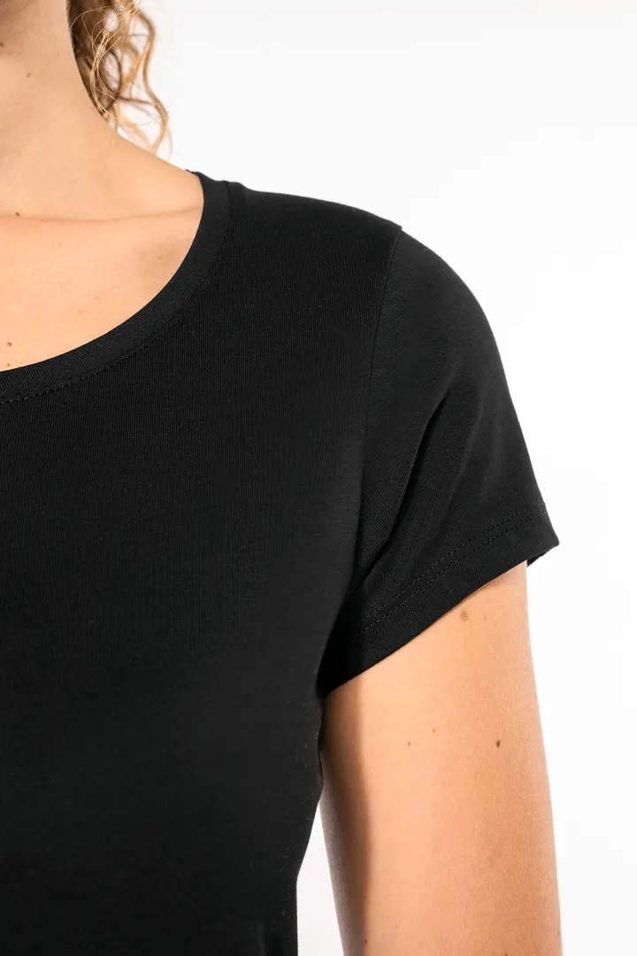 Ladies’ boat neck short-sleeved T-shirt 10