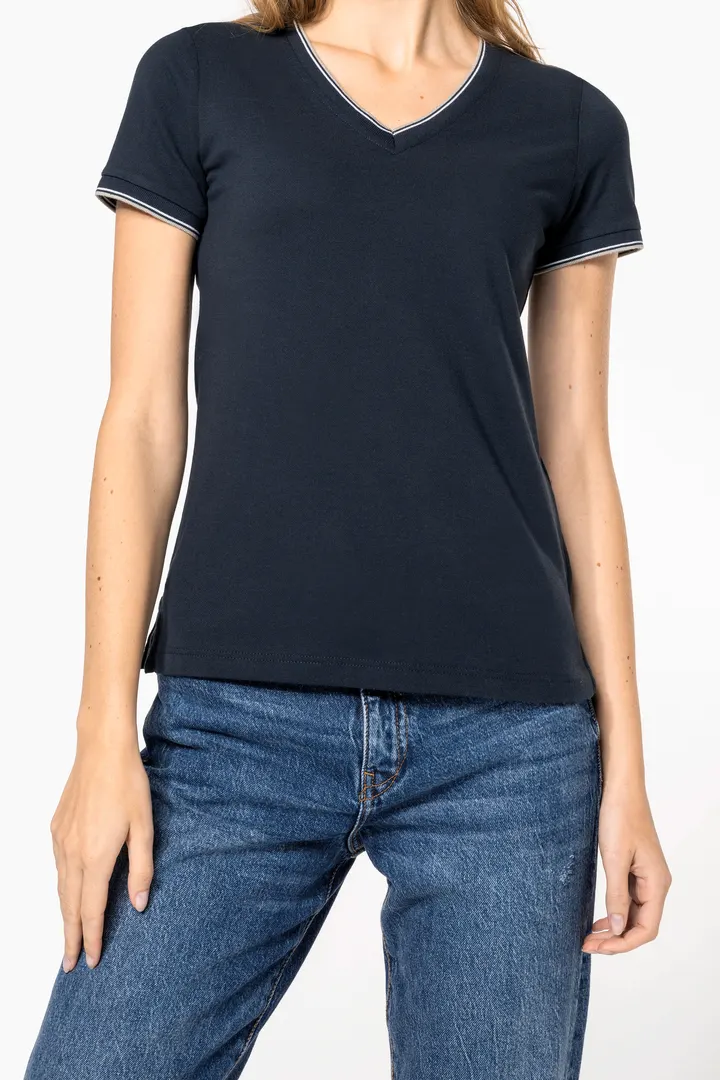 Damen T-Shirt aus Piqué-Trikot mit V-Ausschnitt 1