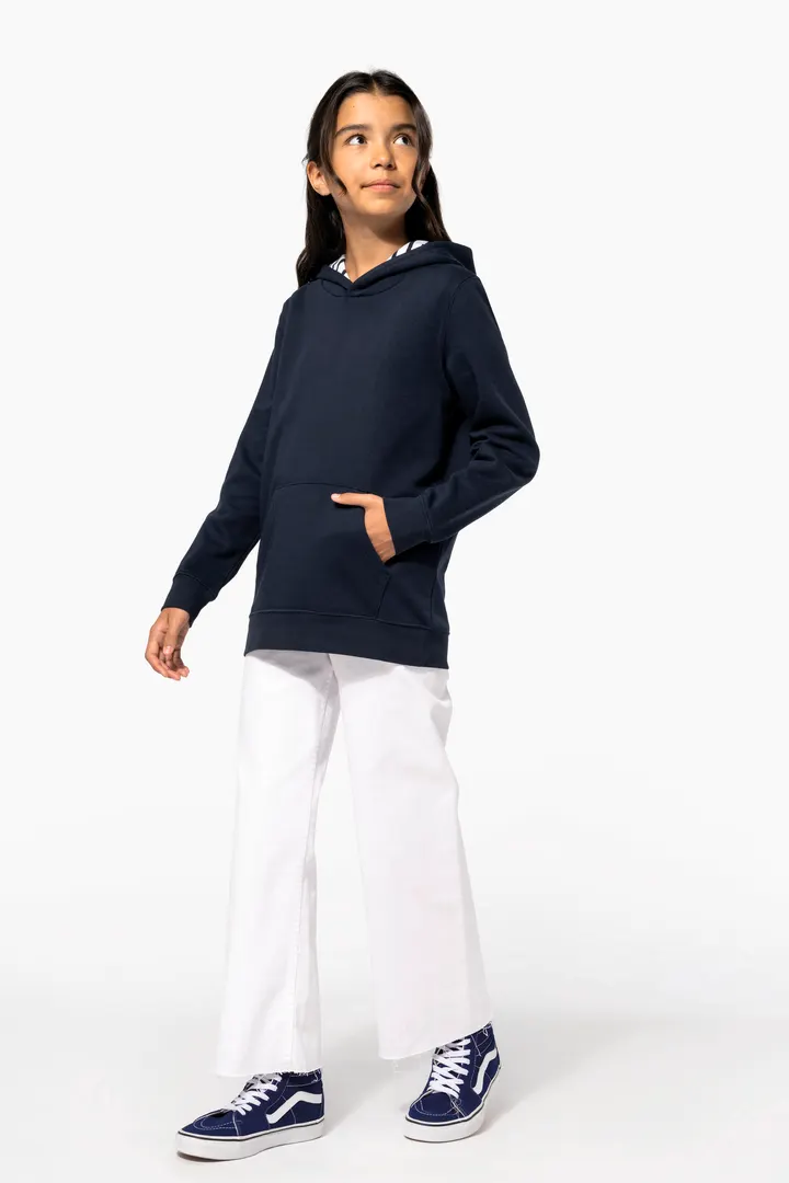 Kapuzensweatshirt mit kontrastfarbener Kapuze und Motiven für Kinder 25