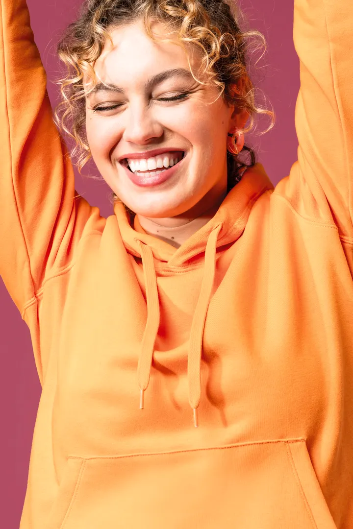 Umweltfreundliches Kapuzensweatshirt für Damen 17