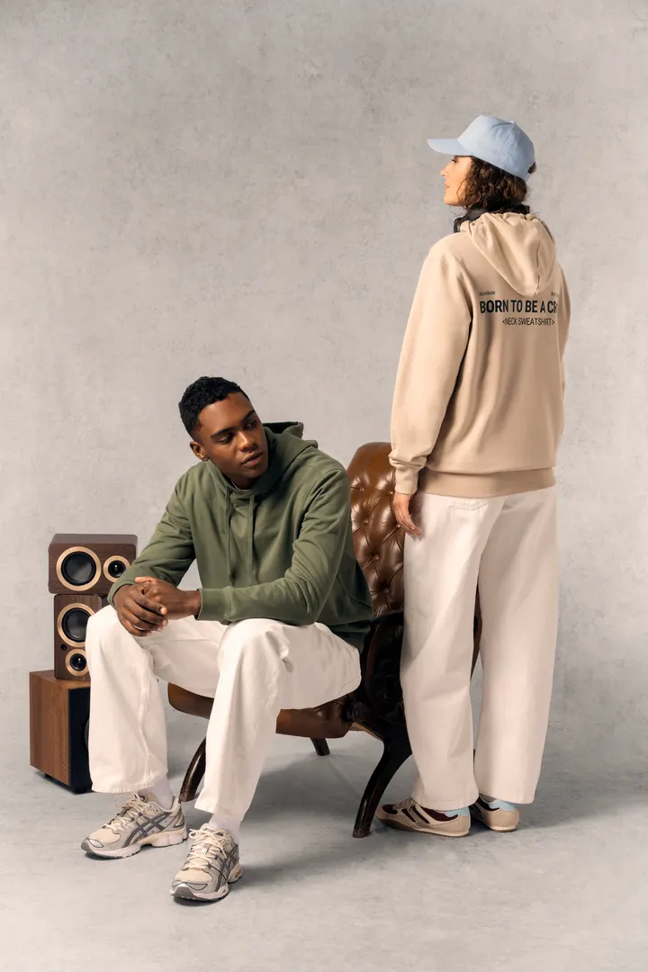 Sweat-shirt recyclé zippé à capuche unisexe 22