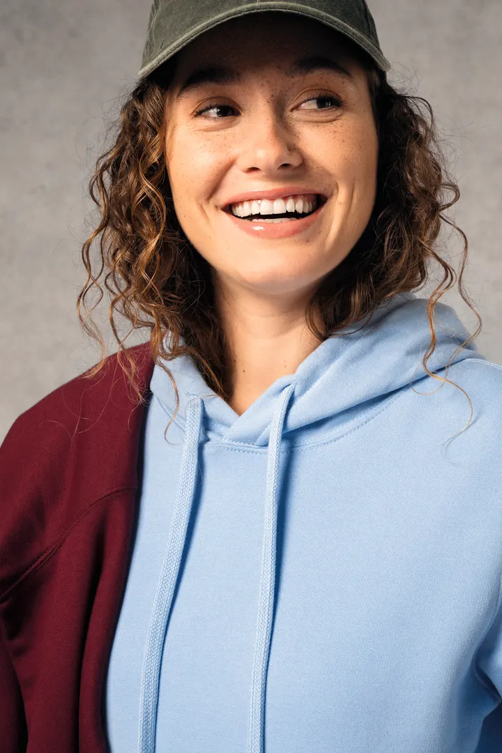 Sweat-shirt recyclé à capuche unisexe 29