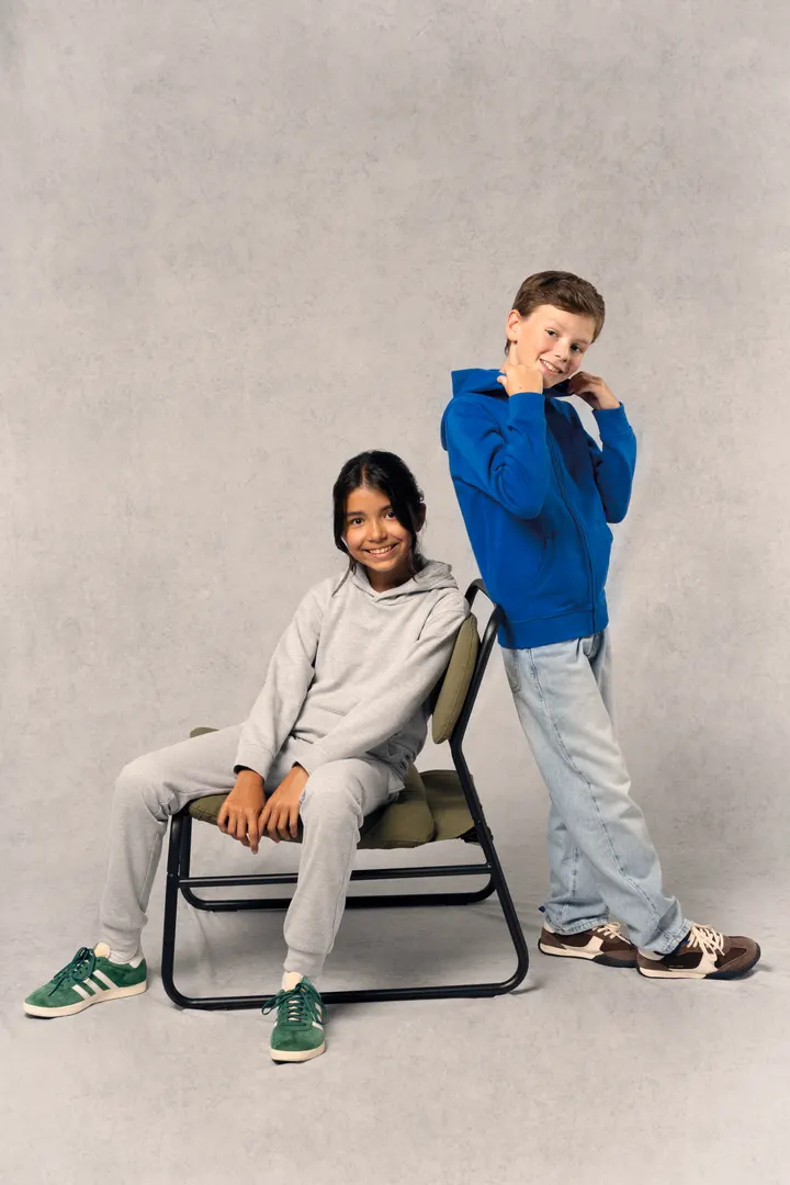Sweat-shirt capuche enfant 20