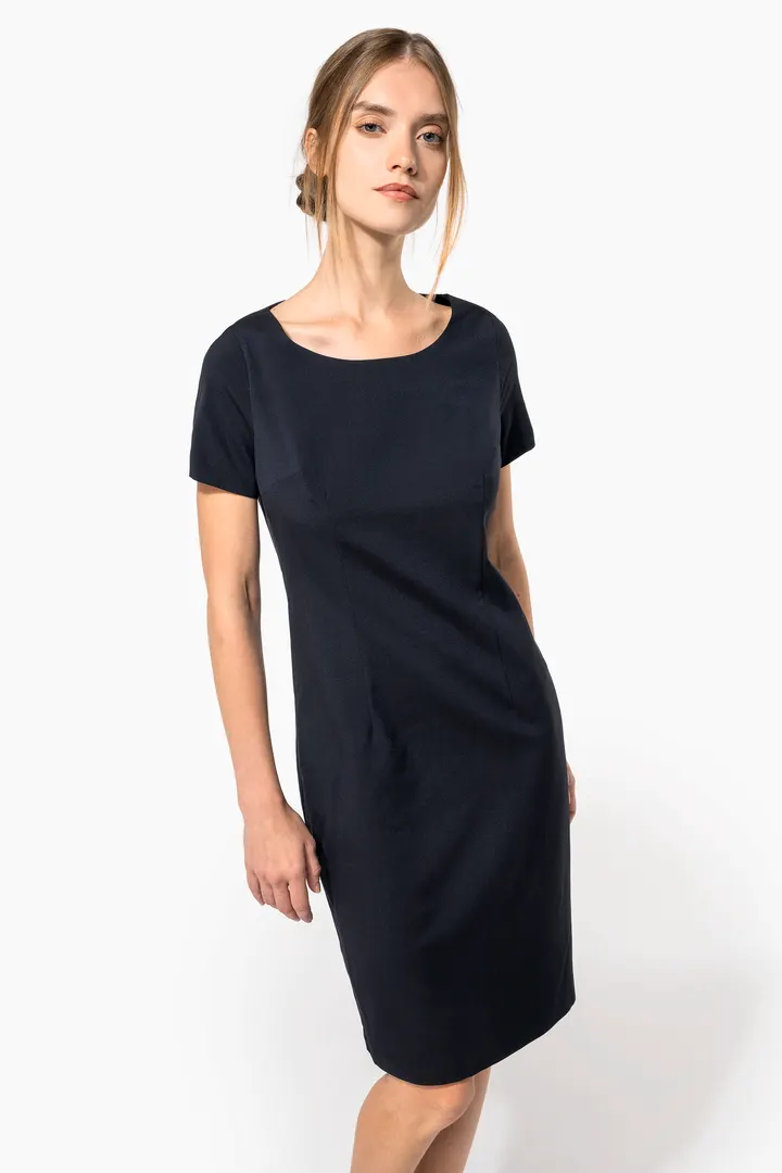 Kleid mit kurzen Ärmeln 4