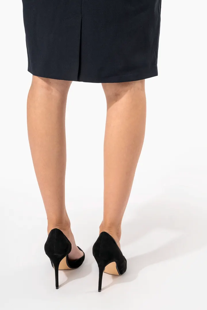 Kleid mit kurzen Ärmeln 7