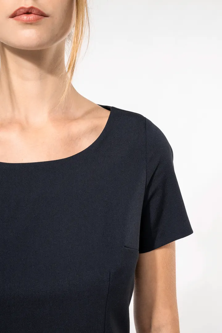 Kleid mit kurzen Ärmeln 8