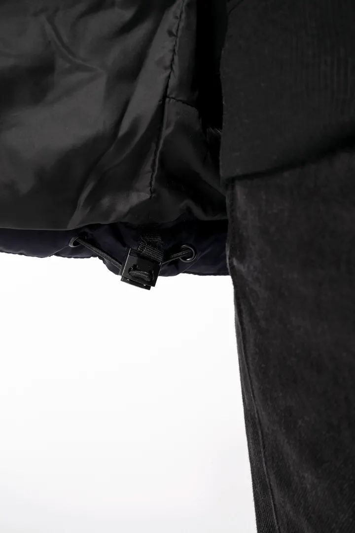 Unisex Steppparka mit Kapuze in zwei Farbtönen 23