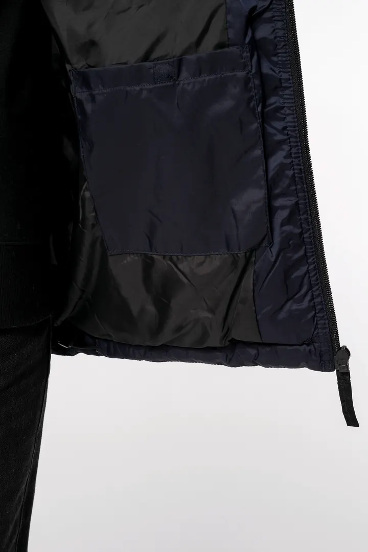 Unisex Steppparka mit Kapuze in zwei Farbtönen 24