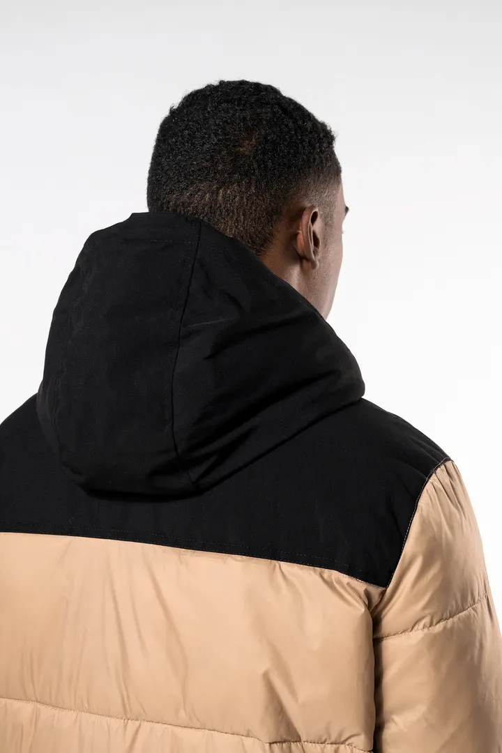 Unisex Steppparka mit Kapuze in zwei Farbtönen 12