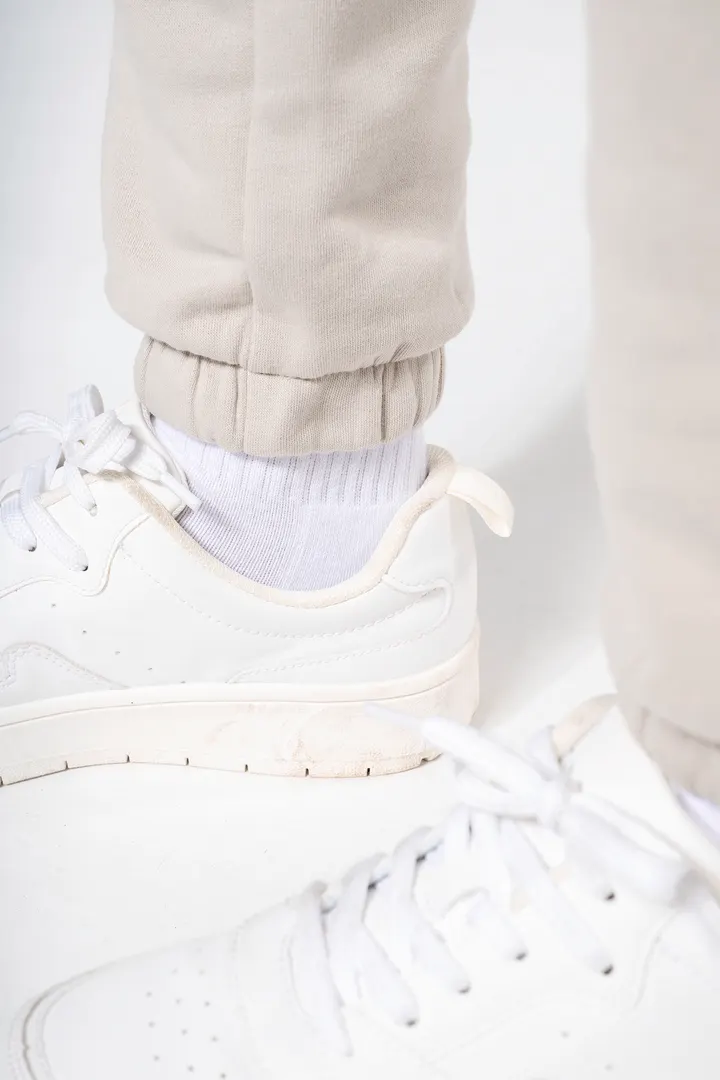UMWELTFREUNDLICHE JOGGINGSHOSE 7