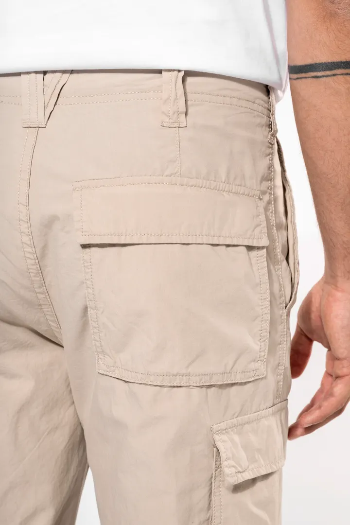 Leichte Herrenhose mit mehreren Taschen 15