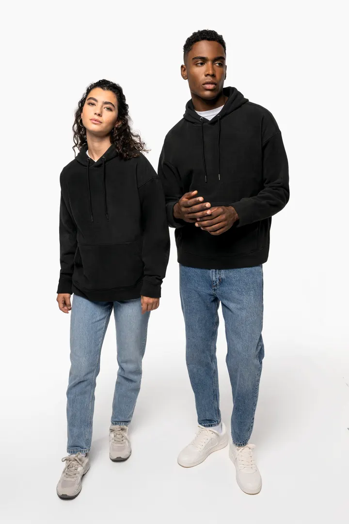 Oversize-Unisex-Kapuzensweatshirt aus recyceltem Fleece 14