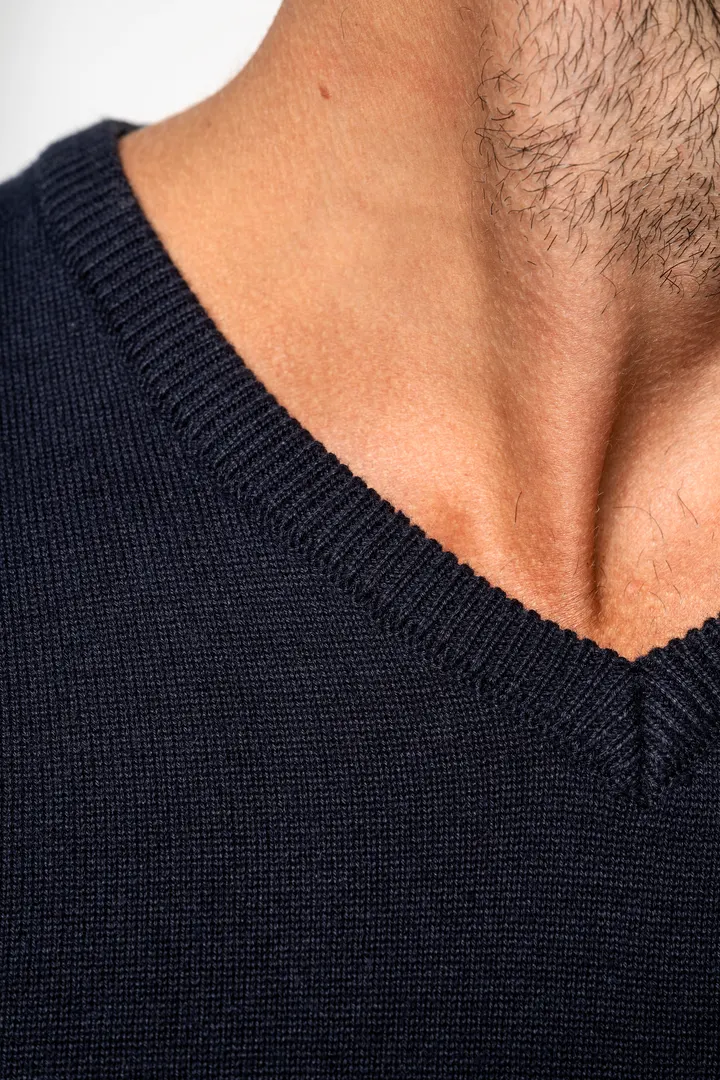 Pull col V homme 20