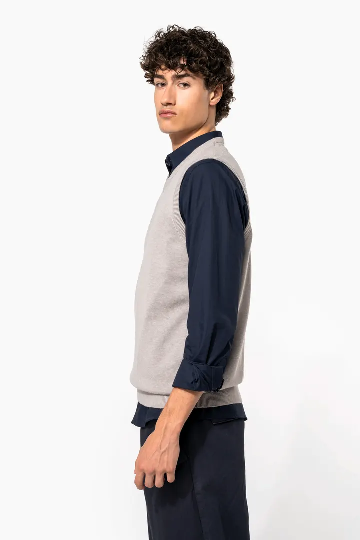 Pull col V sans manches 10