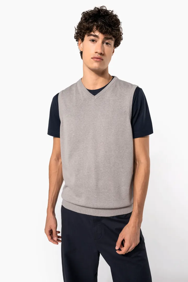Pull col V sans manches 3