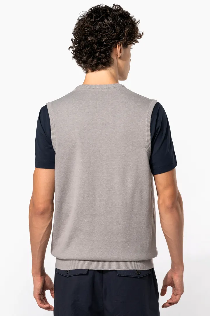 Pull col V sans manches 4