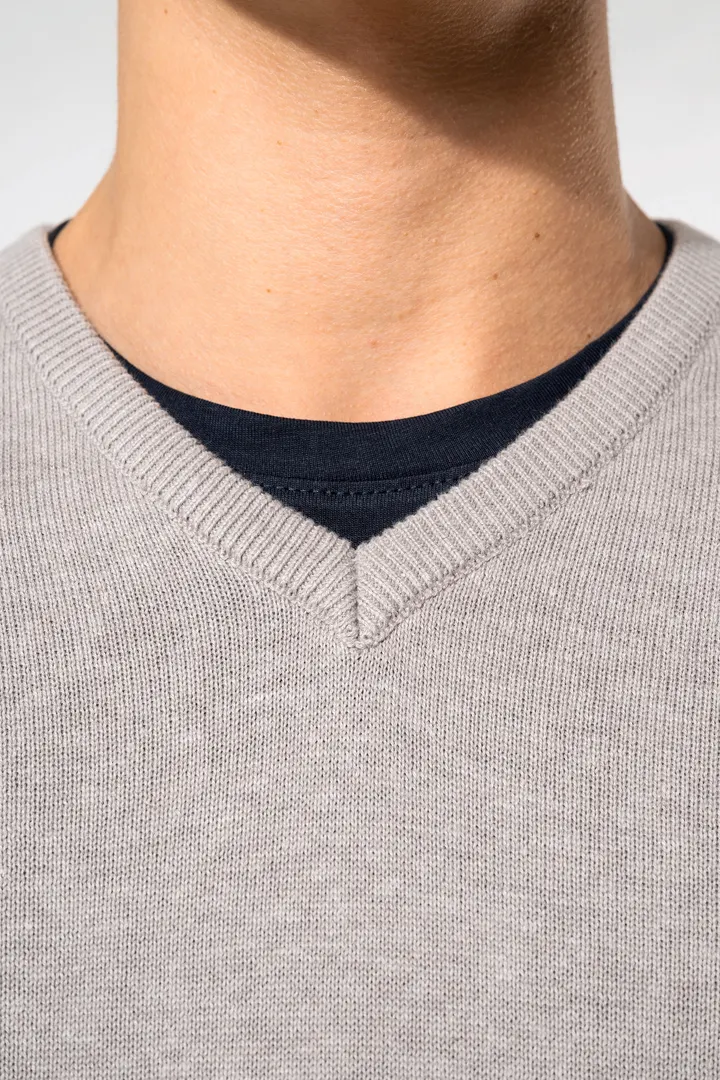 Pull col V sans manches 6