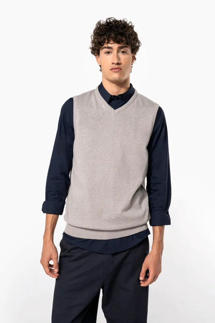 Pull col V sans manches 9