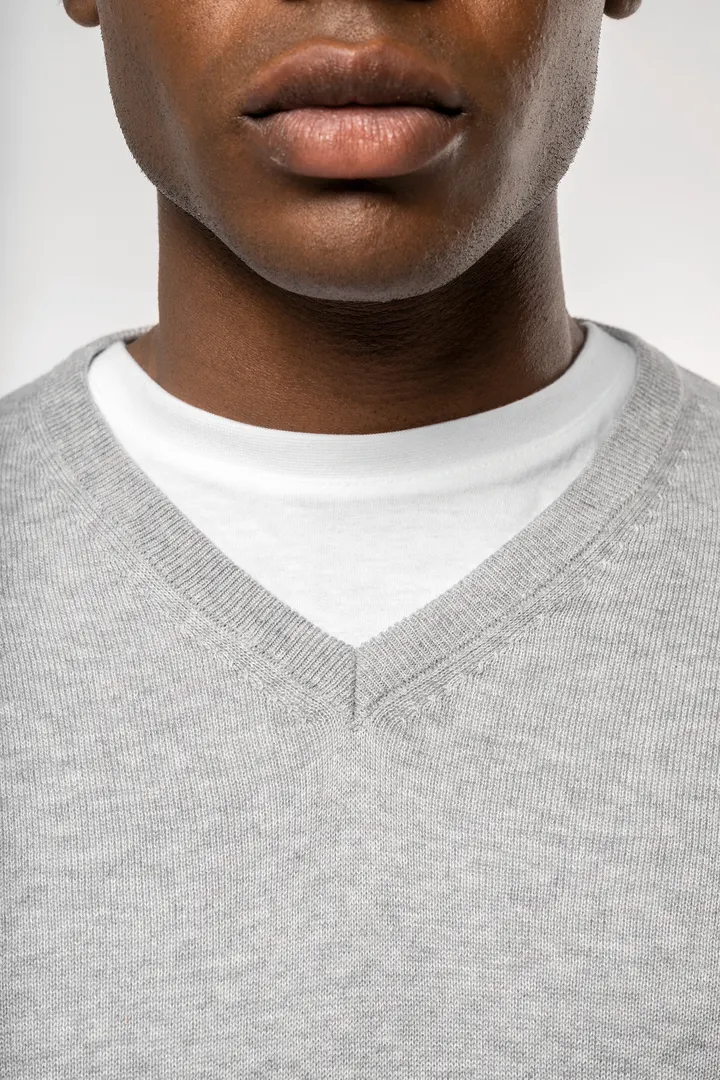 Umweltfreundlicher Herrenpullover mit V-Ausschnitt 7