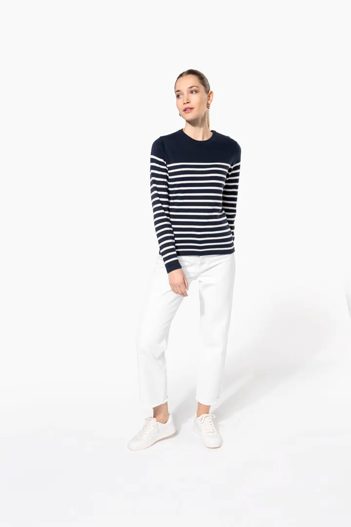 Damenpullover im Marine-Stil 11