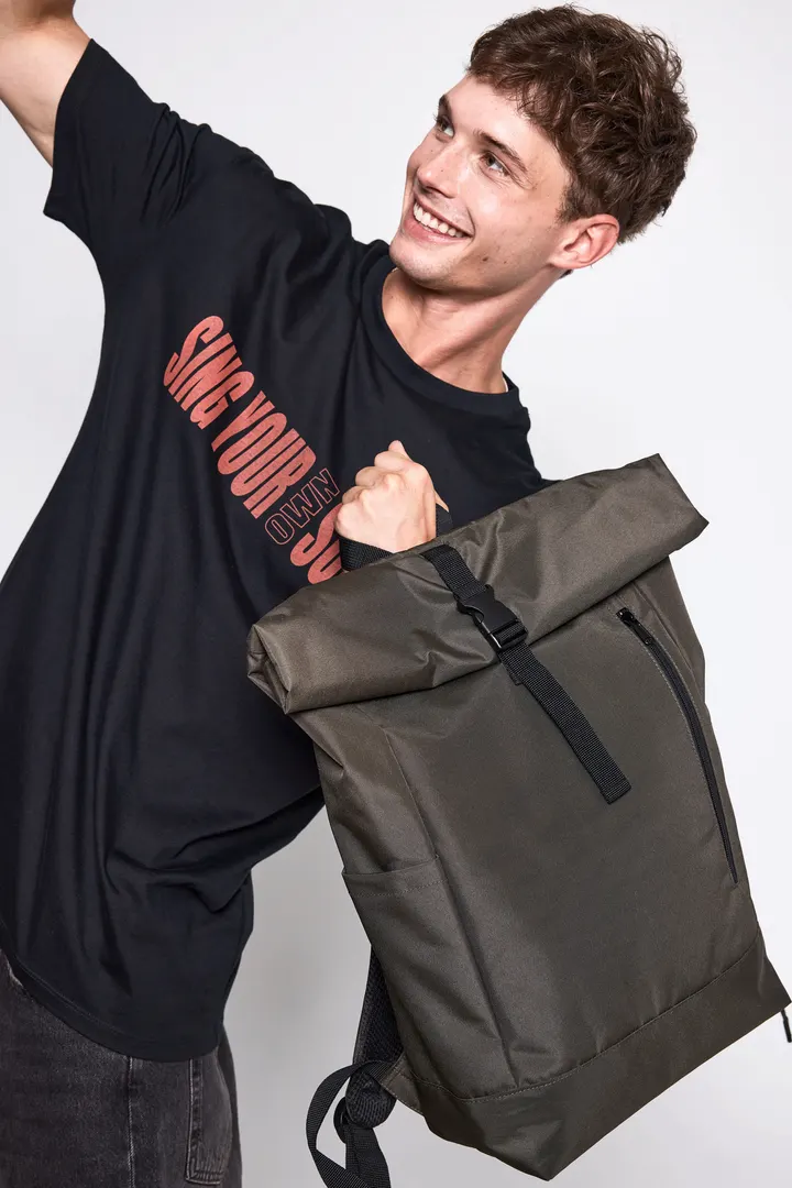 Lässiger Rucksack mit Roll-Top 3