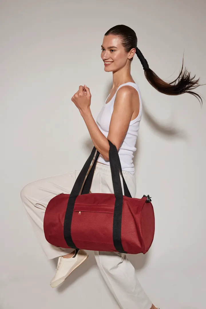Recycelte Schlauchtasche mit Frontfach 5