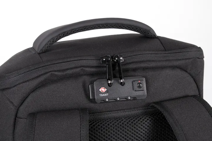 Sac à dos antivol 7
