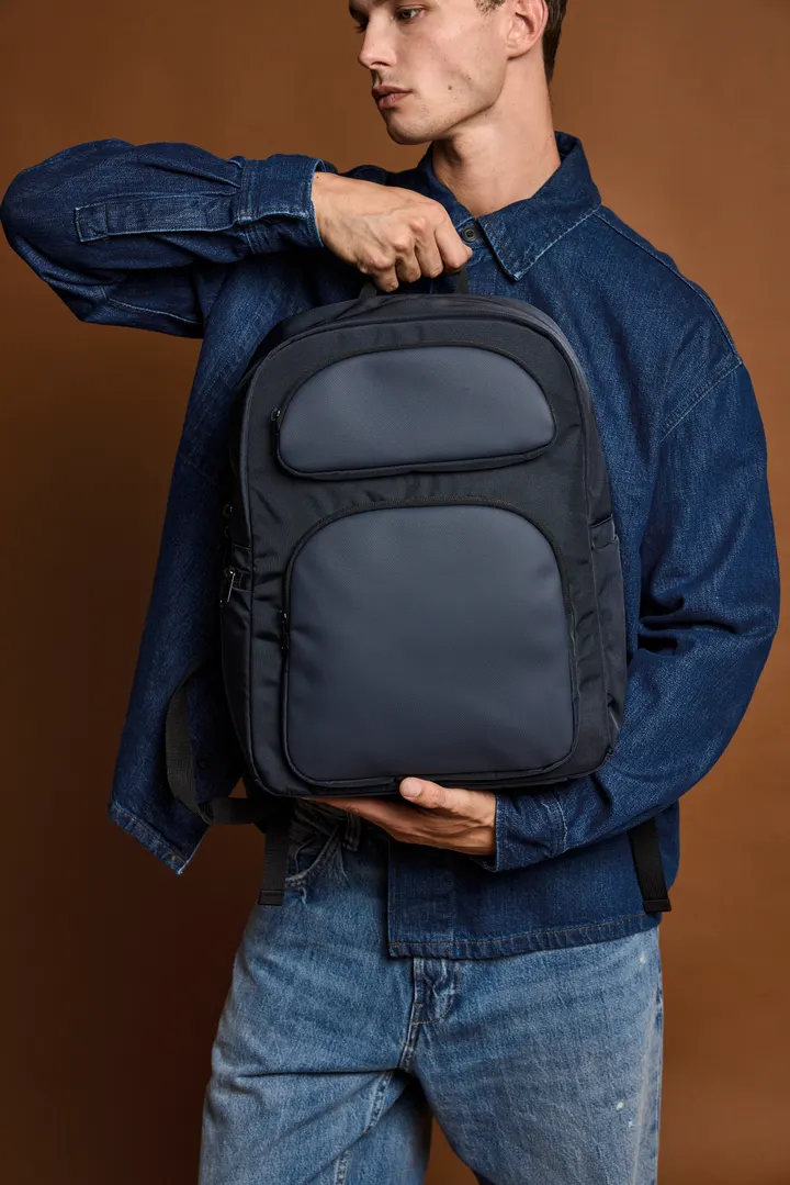Business-Rucksack mit Laptopfach 2