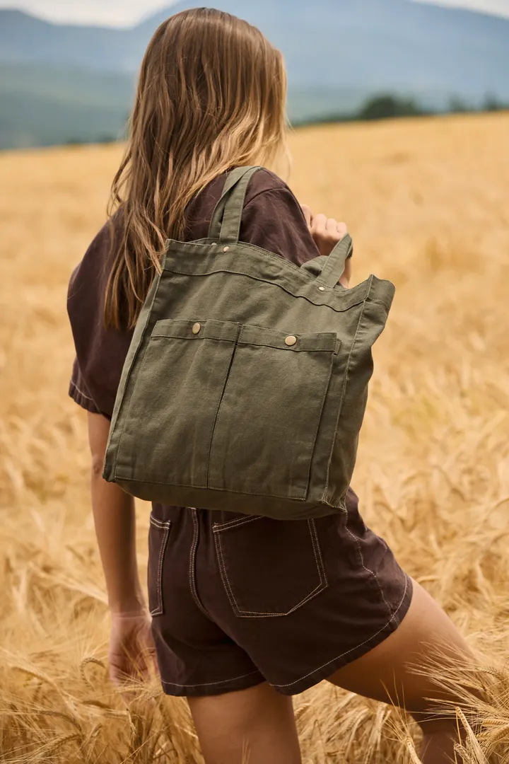 Sac à main à double poche frontale 2