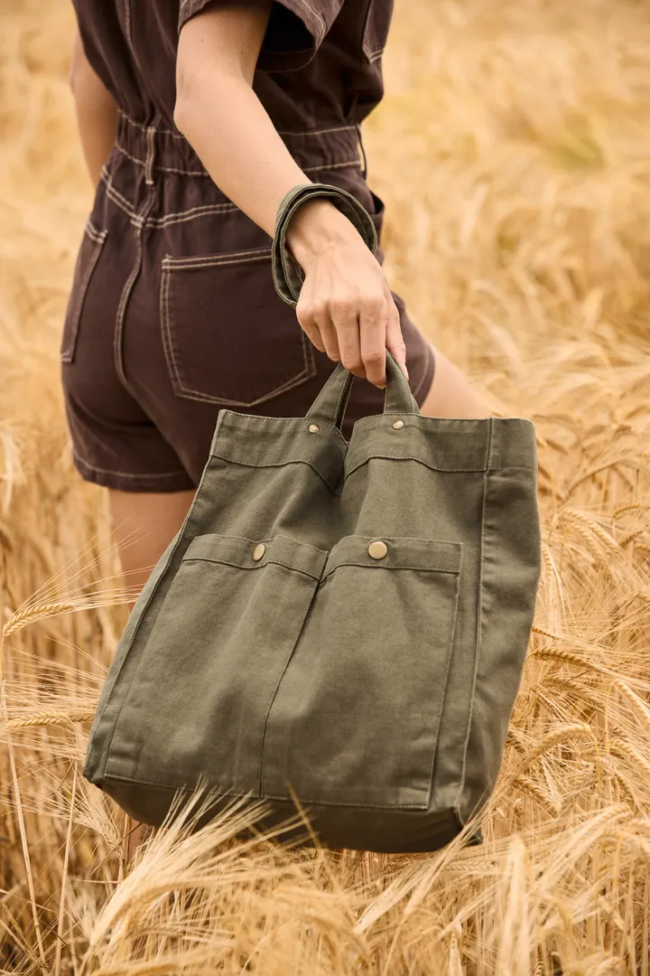 Sac à main à double poche frontale 5