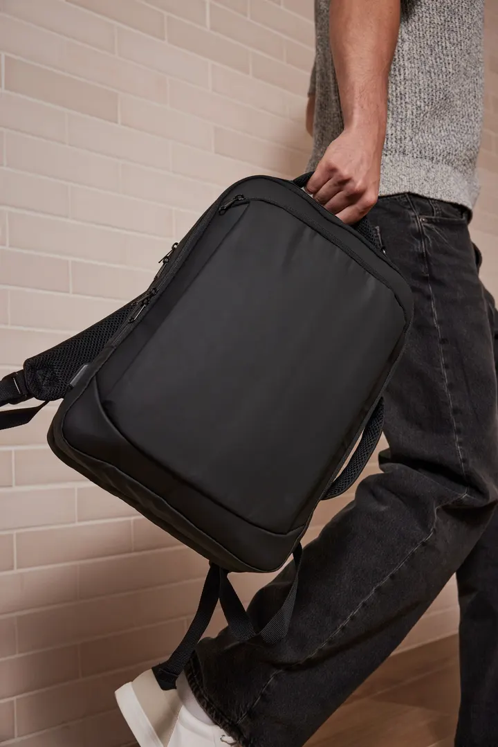 Business Rucksack für Dokumente und Notebook/Tablet Kialma von K-loop 4
