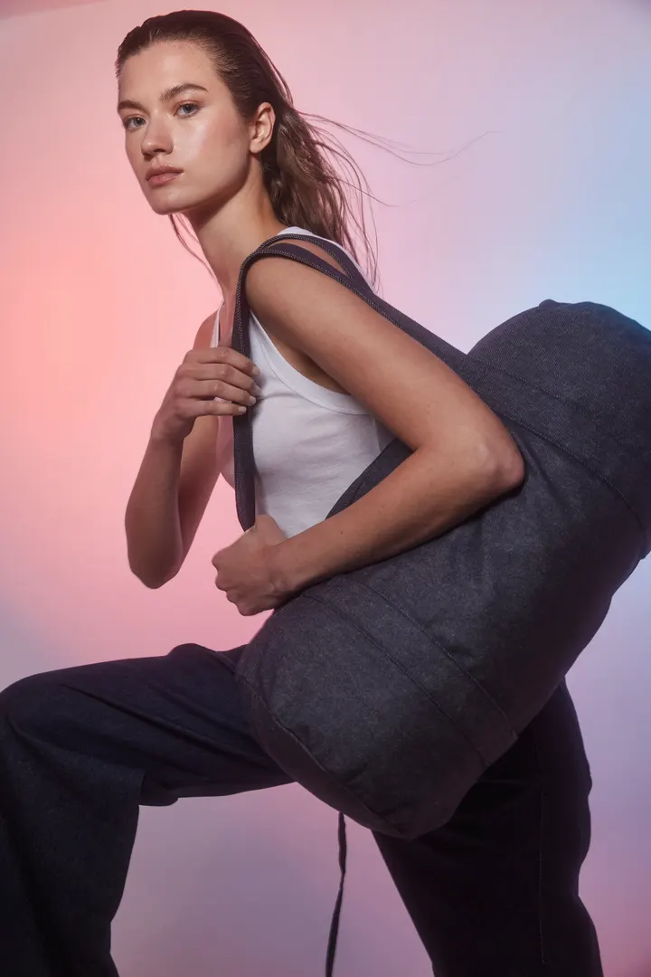 Sport- und Reisetasche aus Denim 1