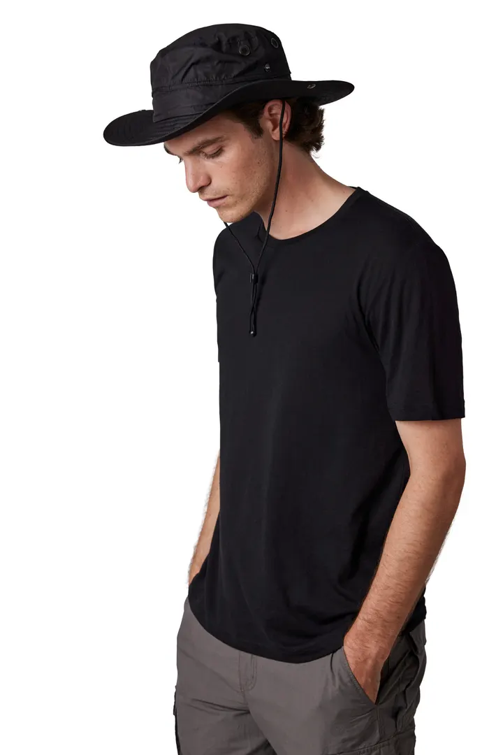 Chapeau outdoor 2