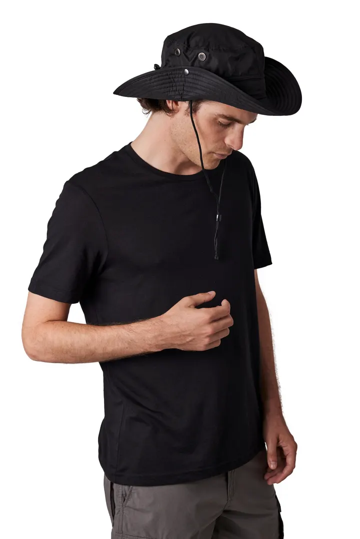 Chapeau outdoor 5