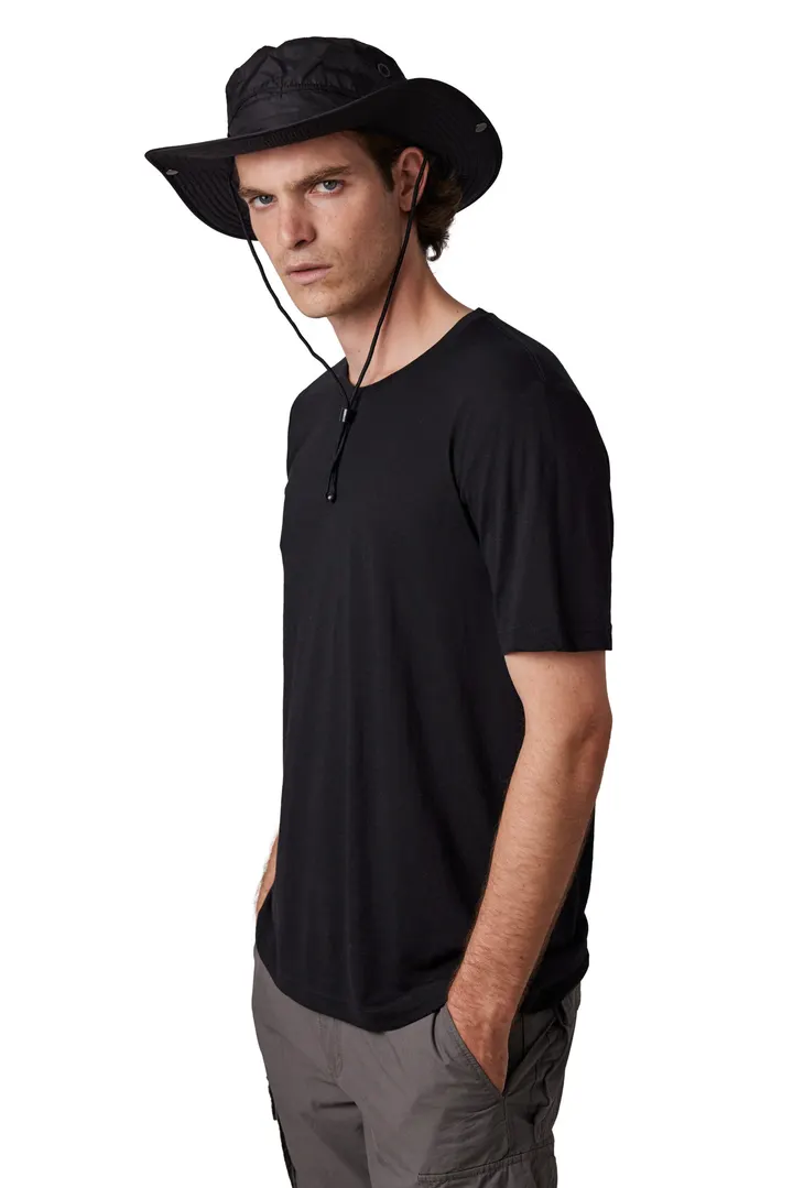 Chapeau outdoor 1